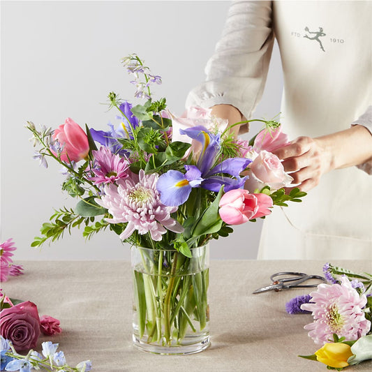 Pastel Tradition - A Florist Original – Green Room Flowers Llc, Tucson AZ