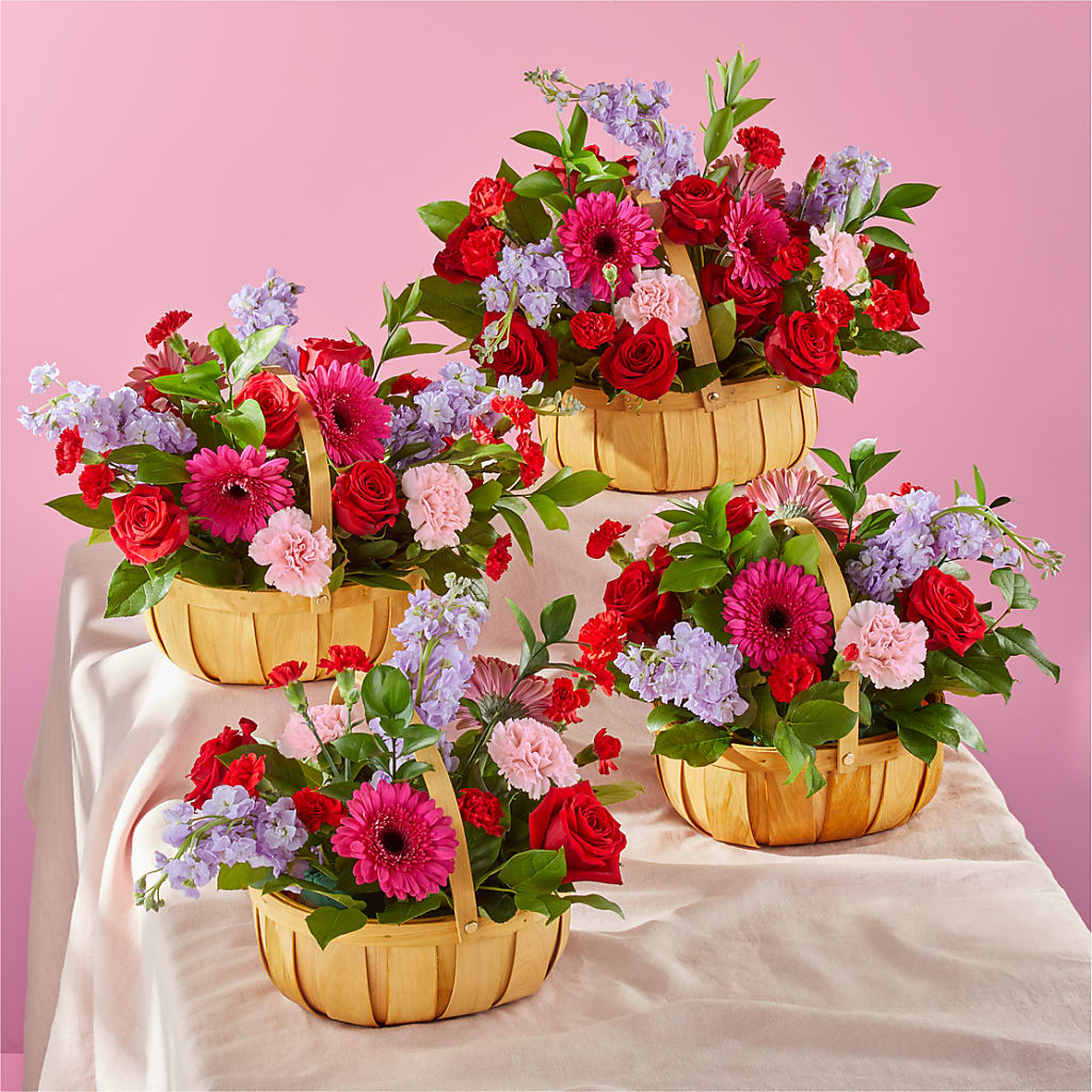 Pink Picnic Basket – Green Room Flowers Llc, Tucson AZ
