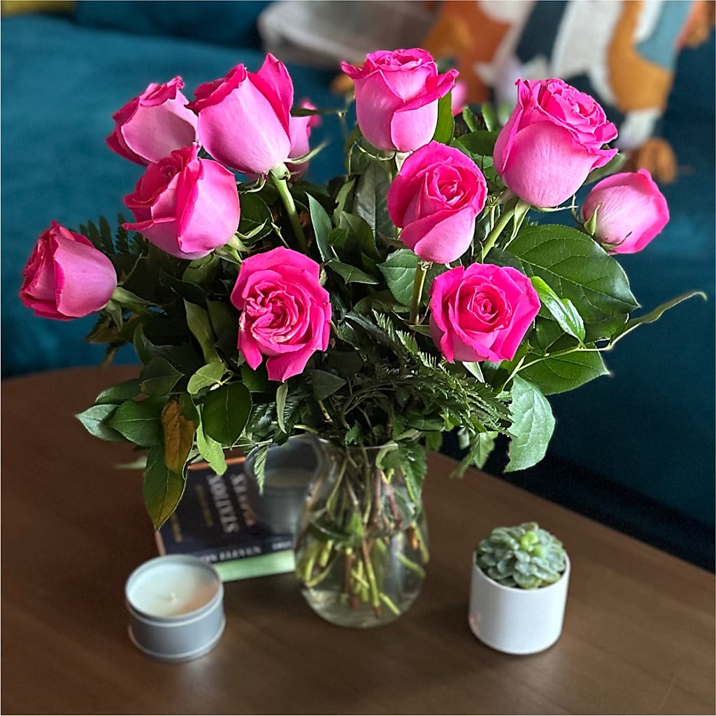 Long Stem Pink Rose Bouquet –  Green Room Flowers Llc, Tucson AZ