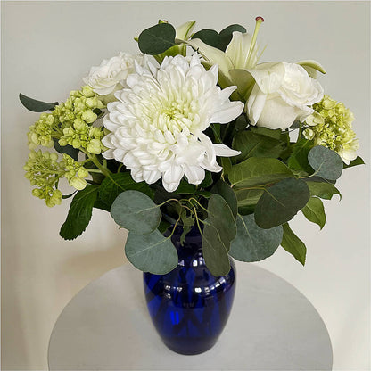 Snowy Dreams Bouquet –  Green Room Flowers Llc, Tucson AZ