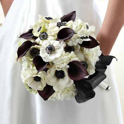 To Have and To Hold Bouquet –  Green Room Flowers Llc, Tucson AZ