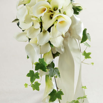 White Chapel Bouquet –  Green Room Flowers Llc, Tucson AZ